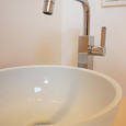 シンプルナチュラルな洗面ボウル