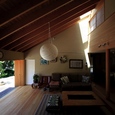 大屋根の家