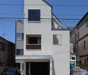 奥沢の家（ビルトインガレージ付狭小住宅）