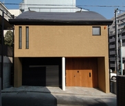 市ヶ谷の家 ～都心に建つ光庭の家・RC外断熱３階建住宅～