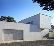 HOUSE SJ