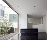 SPAIRAL COURT（スロープの家）