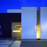 N2-house [切抜かれた家]