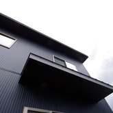 コンパクト大空間の家