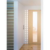 音楽室もホールも和紙貼り