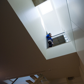 まるで美術館のような白い空間