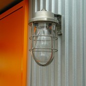 マリンライトのようなおしゃれな玄関灯