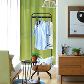 限られたスペースを有効活用できる便利でおしゃれなベッドサイド