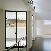 階段からベランダへ