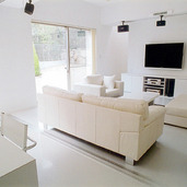 仕切り戸を開くと一体になるLDK