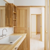 理科流しのある洗面台