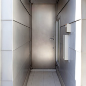 外観２／ポーチ