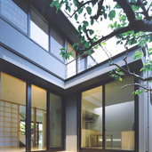 日当たりのよいテラス