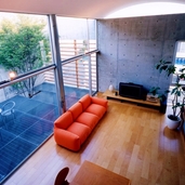 コートハウスのリビング