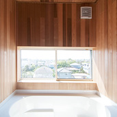 眺望抜群のバスルーム