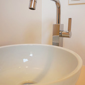 シンプルナチュラルな洗面ボウル