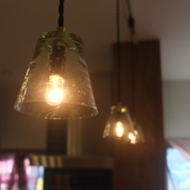 新島ガラスのオリジナルランプ