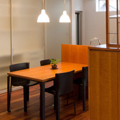 ダイニングテーブル