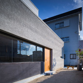 モルタルかき落としの外壁