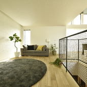 北側からリビングを見る