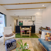 ワンフロアの広々リビング