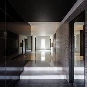 エントランスホール