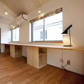 ファミリーデスク