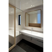 洗面と浴室を広く見せる