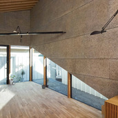 リビングの延長となるバルコニー