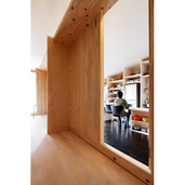 ノビルームからリビングの眺め