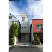 間口3.5ｍの”うなぎの寝床地”