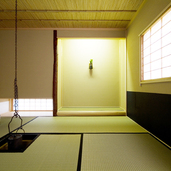 又隠をモチーフにした奥様の茶室（床の間）