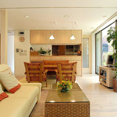 どこで、どのように使っても、必ず景色が楽しめる室内