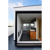 心地よい風が吹き抜ける洗面スペース