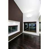 壁面の間接照明で明るさを確保