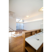 おしゃれな照明器具のあるLDK