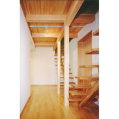 遊び心のある2階への階段