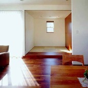 リビングダイニングと一続きとなった和室スペース