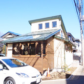 バルコニー側から見た外観