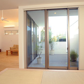 リビング奥のこあがり和室