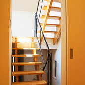 ナチュラルな雰囲気の階段