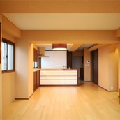 木目を活かしたナチュラルな雰囲気のLDK