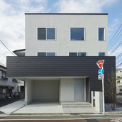 ガルバリウム鋼鈑を使った外壁