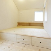 たっぷり収納の造り付けベッド