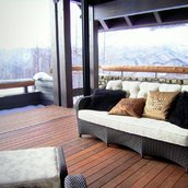 水上高原のヴィラ｜アウトドアリビングルーム