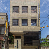 曲線のオフィス「外観」