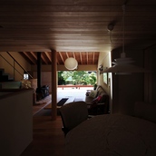 大屋根の家