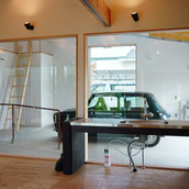 キッチンとガレージ