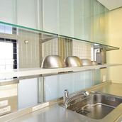 キッチンの開口と製作棚