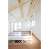 SE構法の梁がアクセントになっている3階の寝室